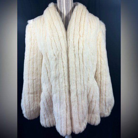 Donnybrook Cream Fur Coat - Picture 1 of 9